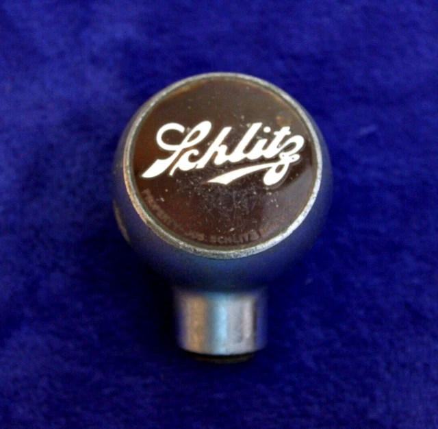 Vintage Schlitz Robbins Beer Tap Handle Beer Ball Gear Shift Knob Accessory Vintage Schlitz Robbins Beer Tap Handle Beer Ball Gear Shift Knob Accessory