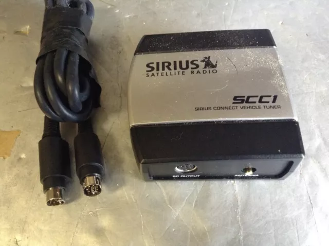 Used Sirius SCC1 satellite radio universal car tuner and 8pin only READ