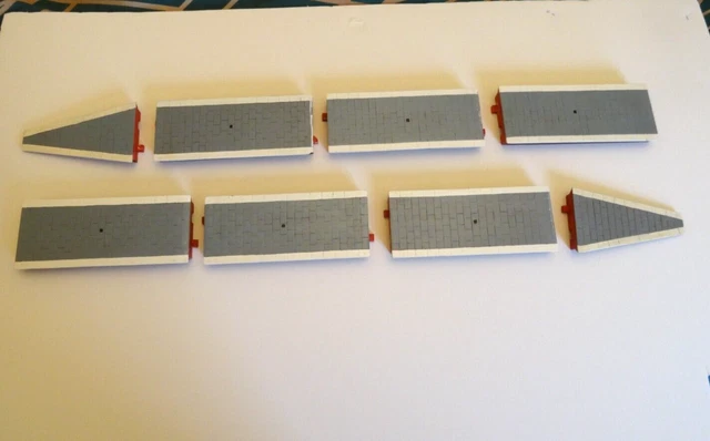 Hornby Skaledale R8614 OO Station Platform  (6x Straight + 2x Ramps)