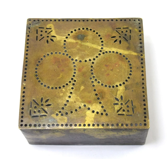 Vintage Traditional Brass Big Size Jail Cut Nice Rangoli Printing Dye. i7-86