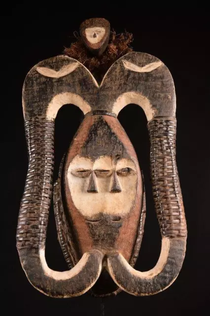 20065 A Large Authentic African Kwele Mask DR Congo