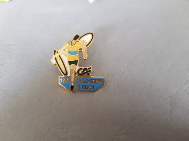 Pin's SPORT - CYCLISME / VELO -  1991 - crédit agricole (Banque)