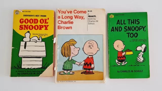 Peanuts, Snoppy Paperback Books, Charles Schulz ,Vintage 1958, 1968, 1971 3 Book