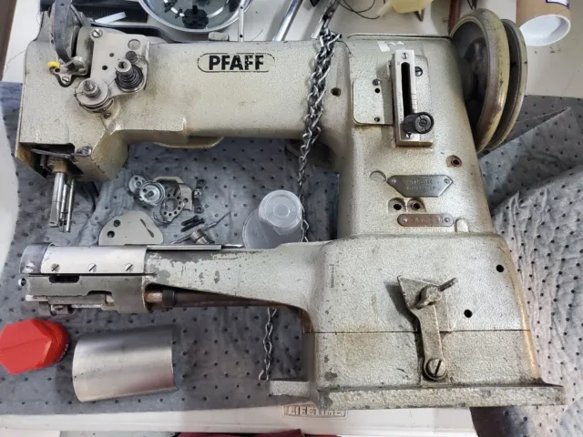 Pfaff 345 Sewing Machine