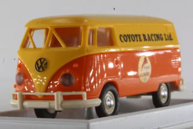 A.S.S VW T1 T1b Kasten Coyote Racing Roar Gilmore Brekina 1:87 32531 OVP MiB