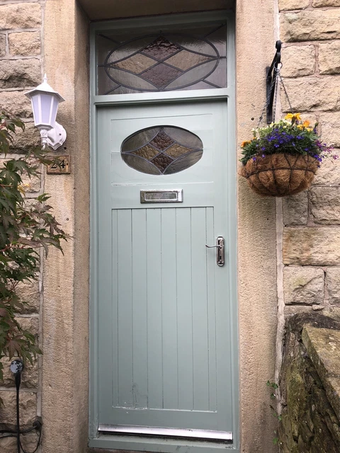 Stained glass front door only  - Repair Needed!! (Ready to take away)