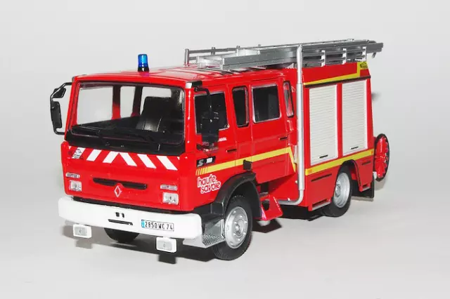 OPO 10 - Camion Pompier 1/43 Compatible avec Renault VI S180 Metz SDIS  Haute Savoie (Ixo P02) : : Jeux et Jouets