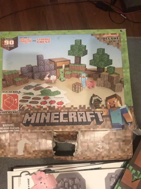 Minecraft Papercraft Overworld Deluxe Set 90-Piece Pack