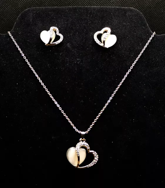 2Tlg. Set Kette mit Anhänger-Ohrringe, Vergoldet+Strass.