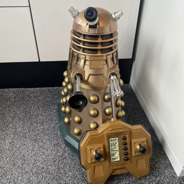 Doctor Who Dalek Remote Control 12 Inch 40MHZ 2004 BBC