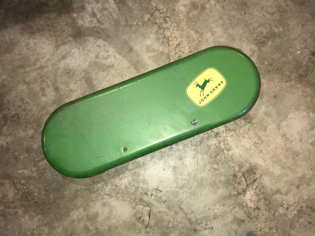 John Deere 24T / 224T Hay Baler AUGER DRIVE CHAIN SHIELD / GUARD # E15513E
