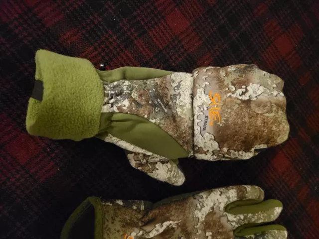 (2) Gloves Left hand only! (and GW Headband) SHE Womens Camo Small Petite