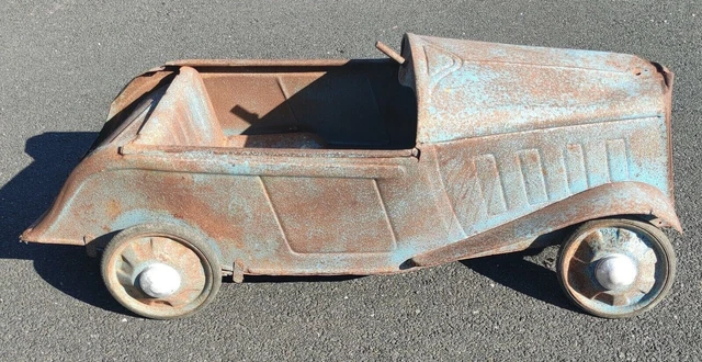 Voiture à pédales MFA Spider années 1930