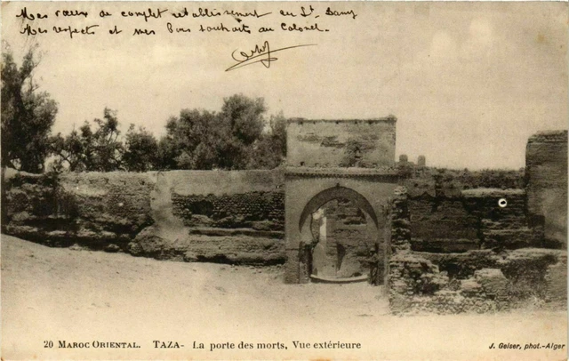 CPA AK Taza - La Porte des Morts - Vue Exterieure MAROC (963975)