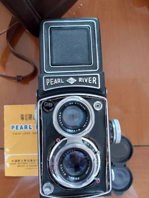 Fotocamera Rara vintage anni '60 - TLR Pearl River 4-S 75 mm F3.5 con doppia len