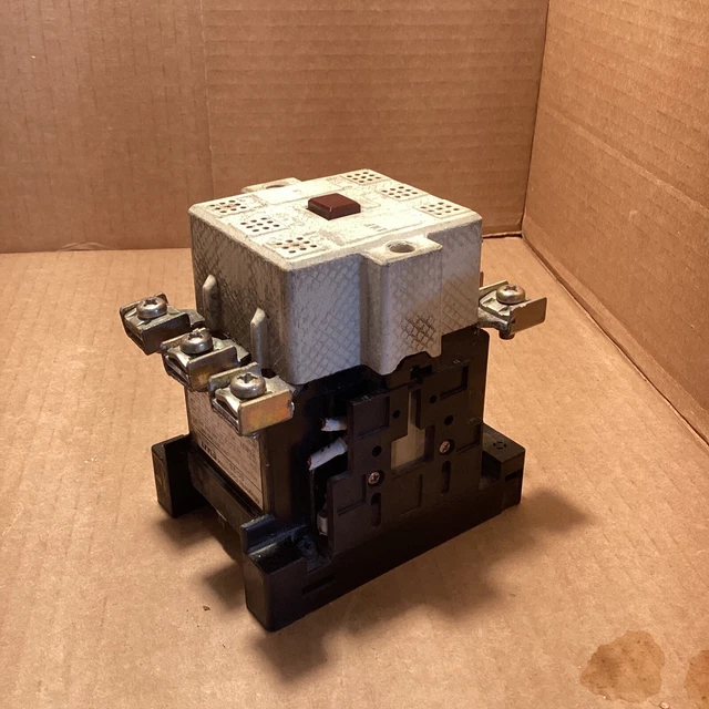 Fuji Electric SC-2S Magnetic Contactor SC2S