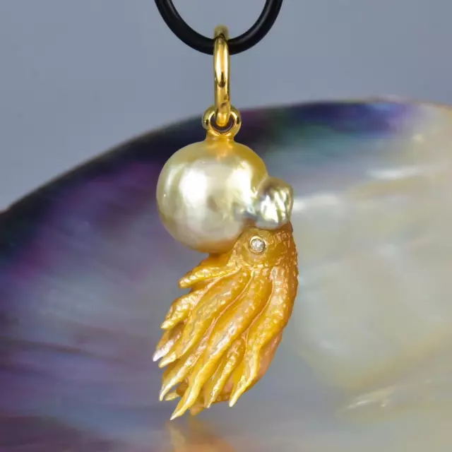 Nautilus Pendant South Sea Pearl Carved Mother-of-Pearl Sterling Diamond 8.44 g