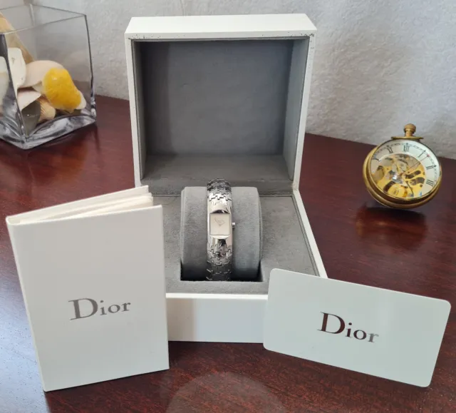 Ladies Swiss Made Watch by Christian Dior Diorific D96-100 with Box and Papers