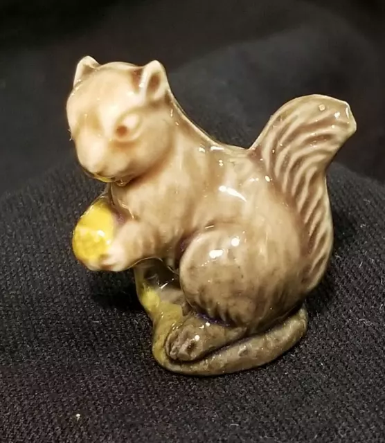 Vintage Wade Whimsie - Squirrel - 1974-84, English Whimsies Set 5