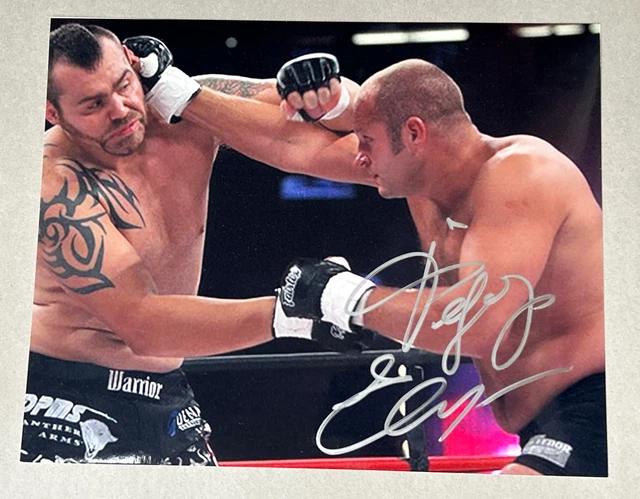 Rare Vintage MMA Fedor Emelianenko Signed 8 x 10 Photo