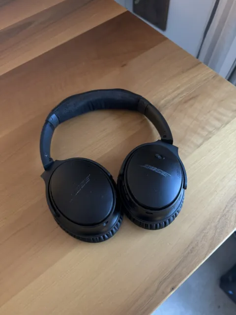 Bose QuietComfort 35 II Over the Ear Wireless Headphones - Black
