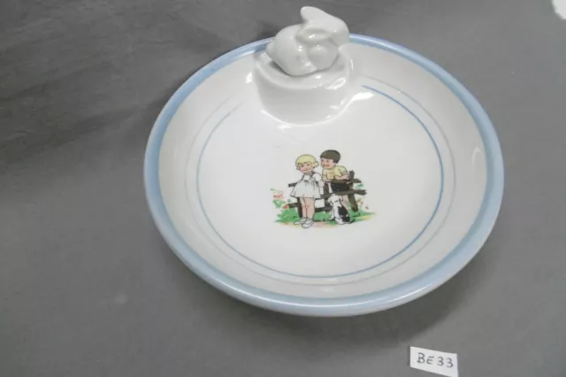 Ancienne assiette à bouillie en porcelaine de Limoges décor enfant (BE33)