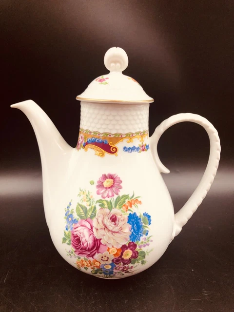 tea4chill Set di tazze da tè in porcellana fine bone cinese. 4 tazze da tè da 150 ml e 4 piattini in bianco finemente cremoso