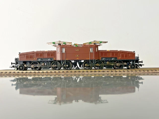 Märklin H0 - 3056 - Electric locomotive (1) - Be 6/8 III "crocodile