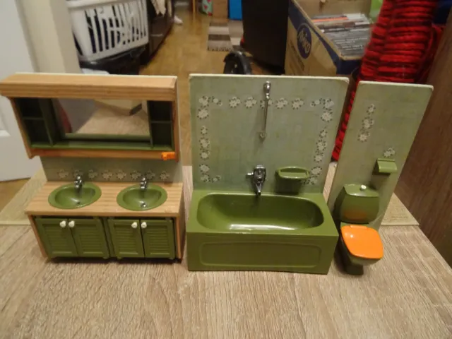 FAB Vintage 1960`s / 1970`s Retro Dolls House Furniture - Bathroom, Kitchen etc 3
