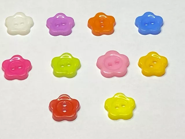 Baby Buttons Flower shaped 12mm Many Colours Cardigans Crafts Knitting Scrapbook