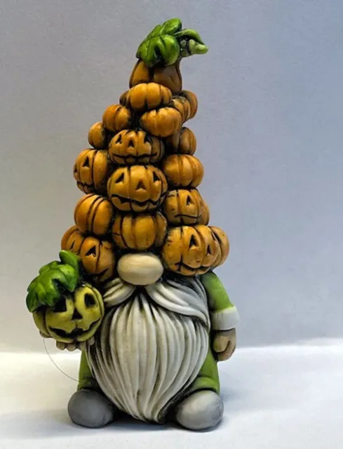 Harmony Kingdom Artst Neil Eyre Designs Halloween Fall Pumpkin Patch Stack Gnome