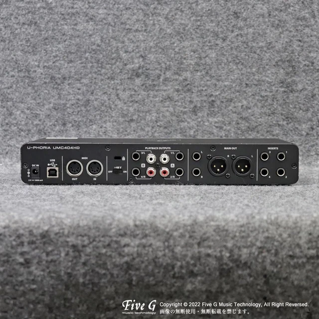 Behringer Umc404Hd