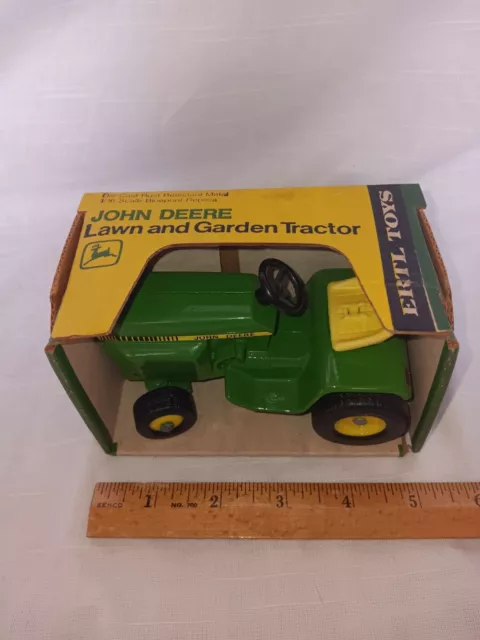 Rare vintage in mint condition the John Deere lawn and garden tractor
