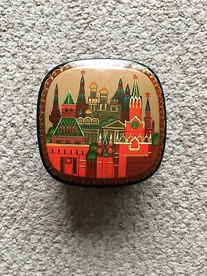Russian Hand Painted Beautiful Lacquer Box Vintage