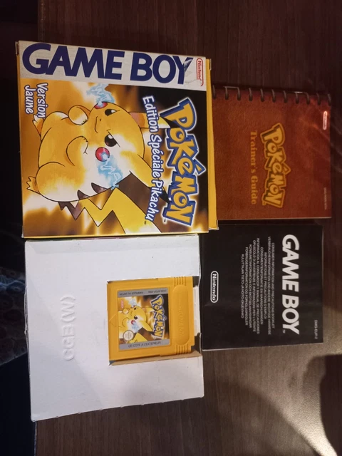 Pokémon Gameboy met originele box (Speciale Pikachu Editie) - Kringwinkel