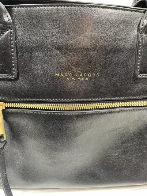 Marc Jacobs Laces The Big Big Apple Tote in Black with Antique Gold 3