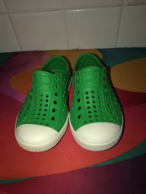 Native Jefferson Toddler Boys Girls Size C7 Grasshoppeer Green Water Shoes