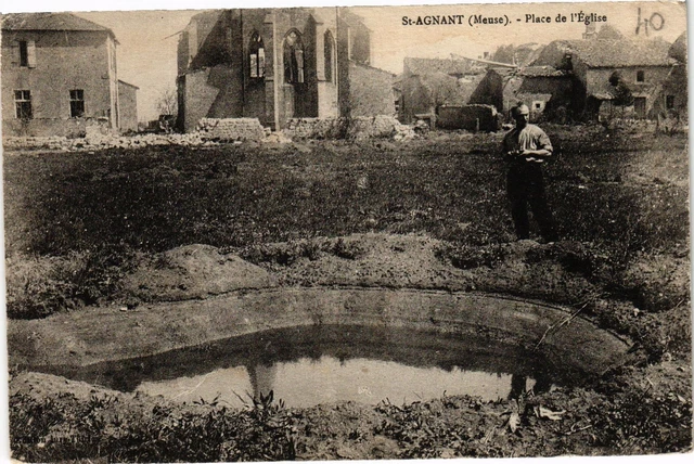 CPA St Agnant-Place de l'Église (183960)