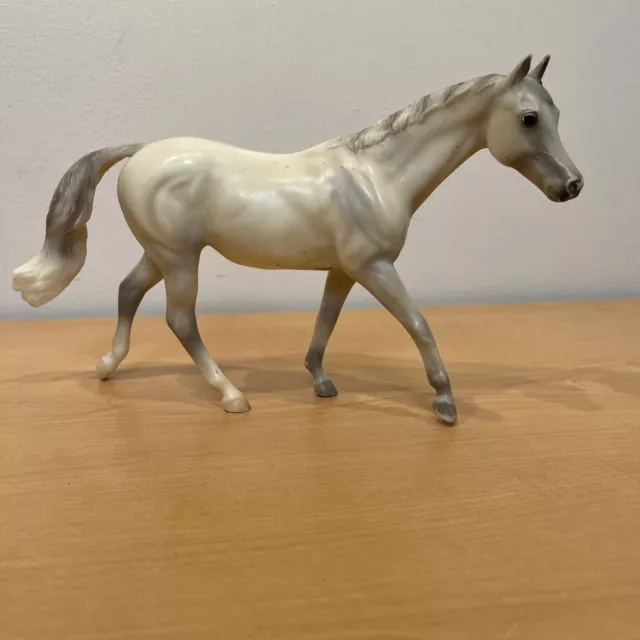 Breyer Classic Horse: Grey Selle Francais, Light Gray, #941
