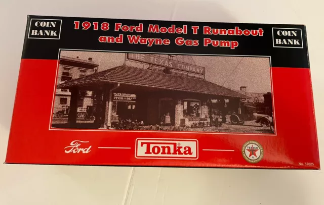 Tonka 1918 Ford Model T Runabout Texaco and Wayne Gas Pump Collectible Bank