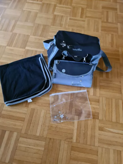 Wickeltasche + Zubehör vom Babymoov sehr gut praktisch + Umhängen lt Bilder!