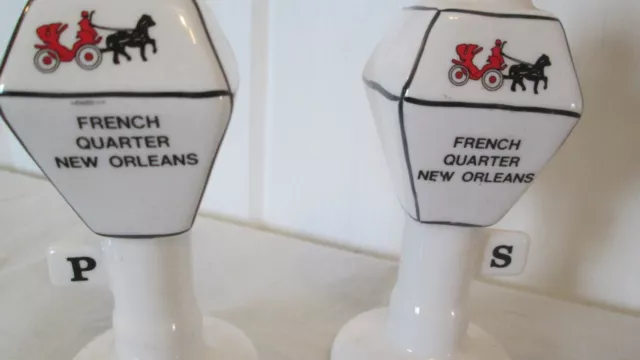 Salt Pepper Shaker New Orleans French Quarter Lamp Posts White Ceramic Souvenir 3