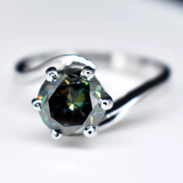 Bague charme 8 mm vert moissanite coupe brillante en argent sterling 925 MM...