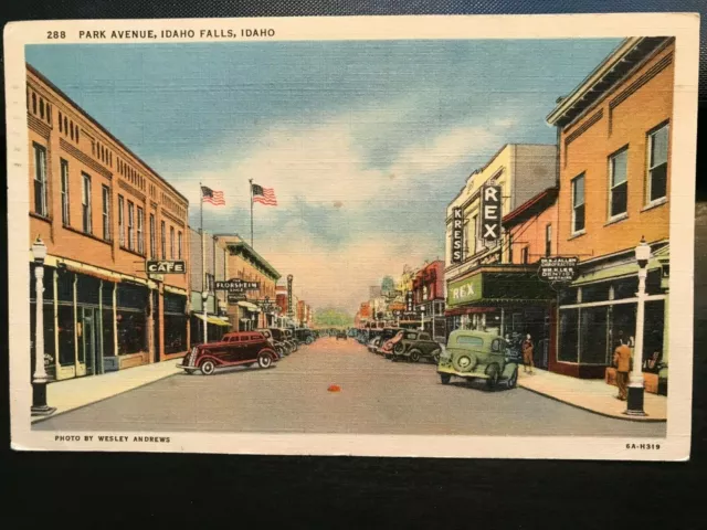 Vintage Postcard 1940 Park Avenue Idaho Falls Idaho (ID)