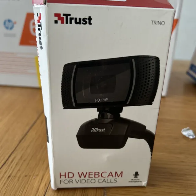Trust Trino HD Video 720p Webcam with Built-in Microphone for PC & Mac.