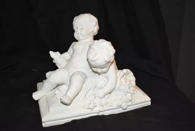 GROUPE BISCUIT  de SEVRES