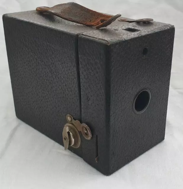 Kodak Box Camera - No.2 Cartridge Hawkeye Model C
