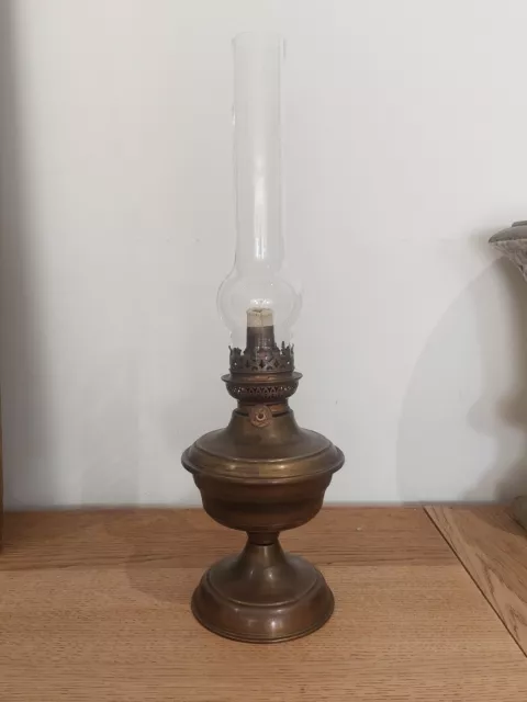 Lampe A Petrole Ancienne 47cm De Hauteur