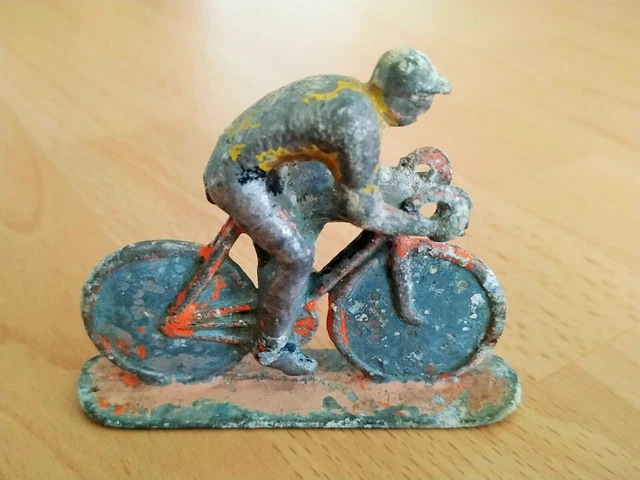 COUREUR CYCLISTE LEADER Du Tour De France Metalique Alu Zinc Style