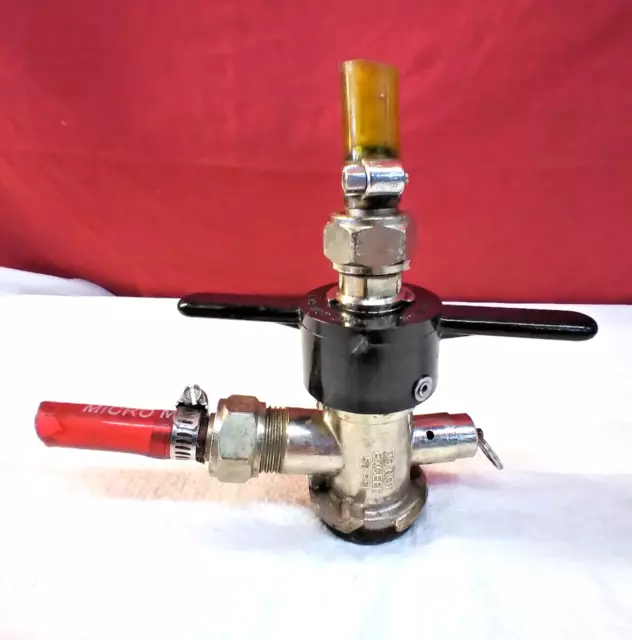 Sanke Keg Beer Tap, Beer Coupler, American D Style, Twist-on, Low Profile